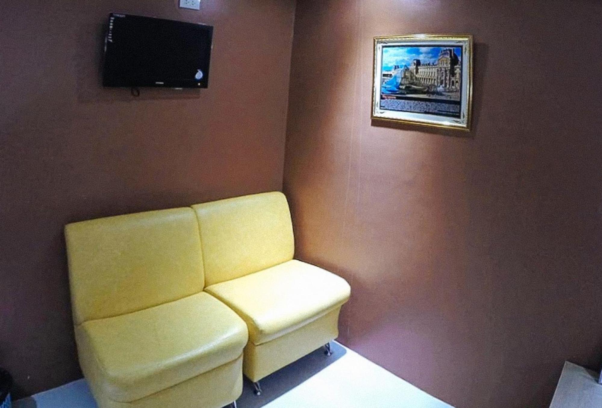 Reddoorz Plus @ Taj Hotel Tuguegarao Luaran gambar