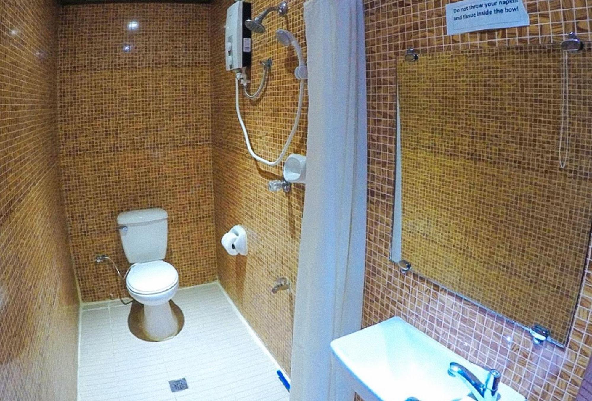 Reddoorz Plus @ Taj Hotel Tuguegarao Luaran gambar